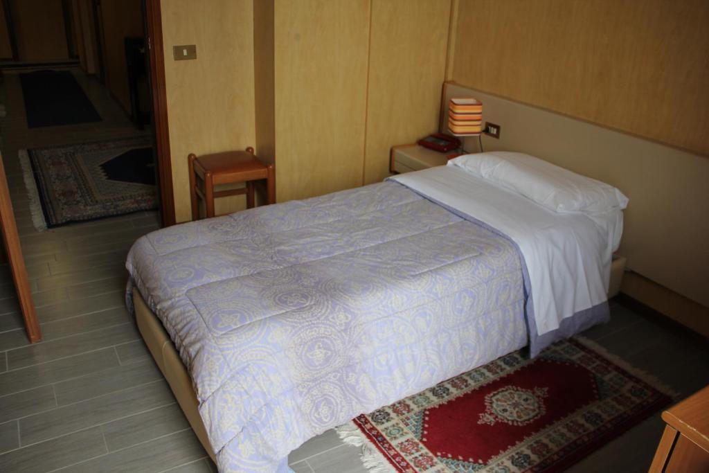 Hotel Socrate Lavena Ponte Tresa Bagian luar foto